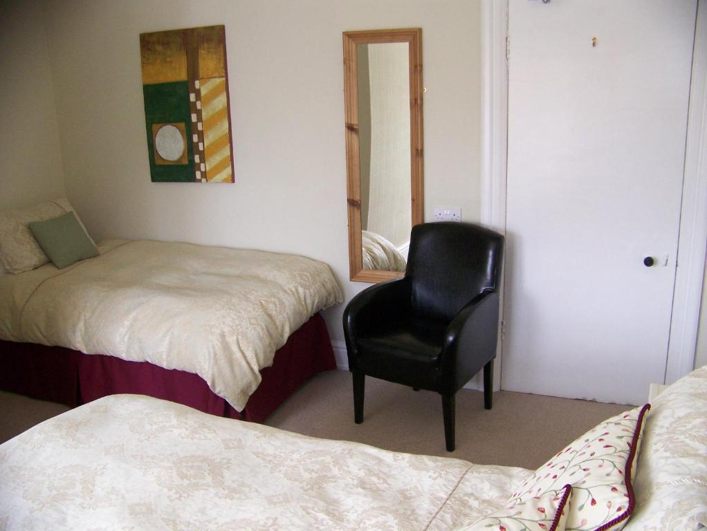 Shannon Court Harrogate Room photo
